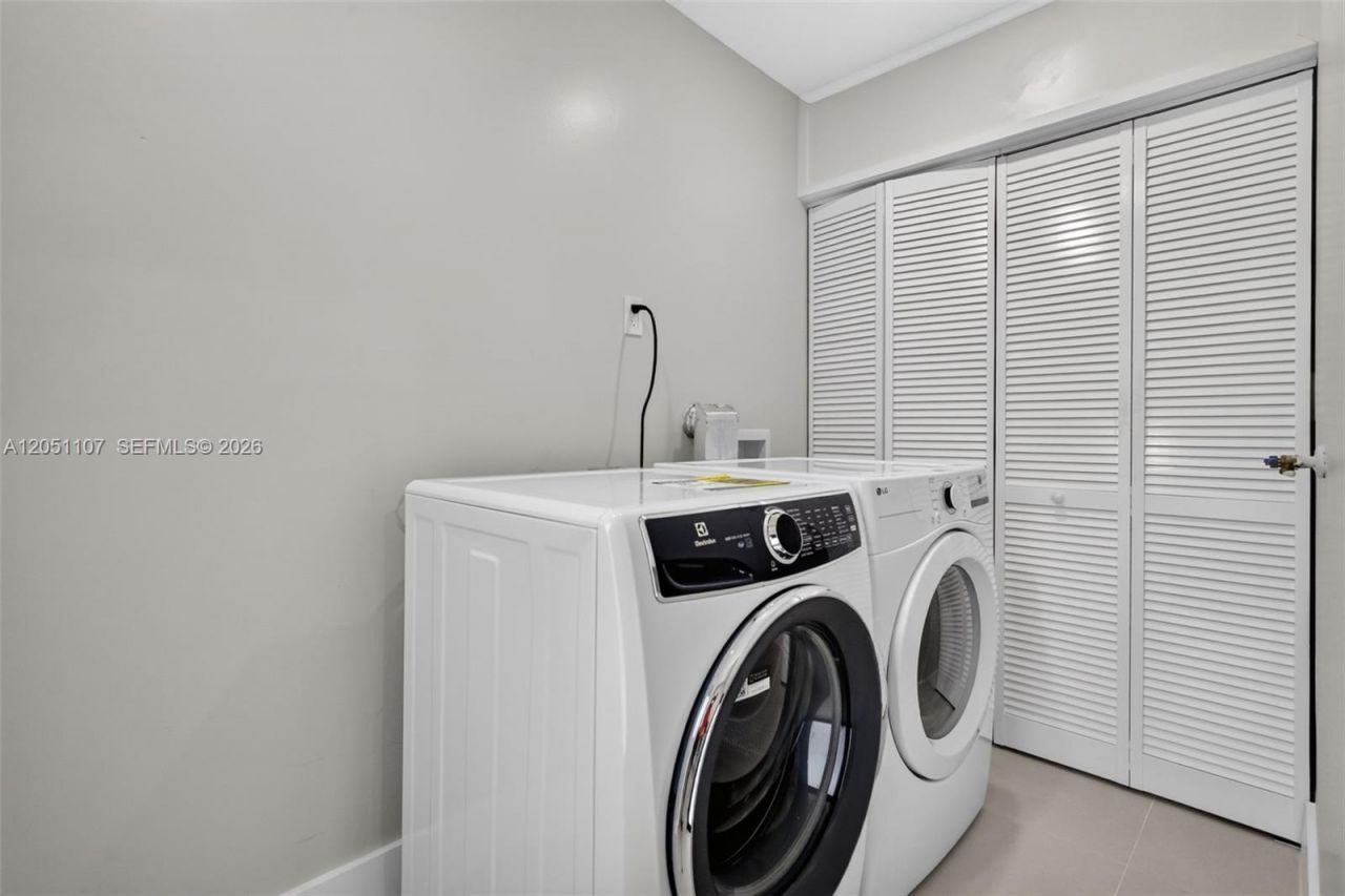 2216 SW 62nd Ave , Miami, FL 33155 Photo