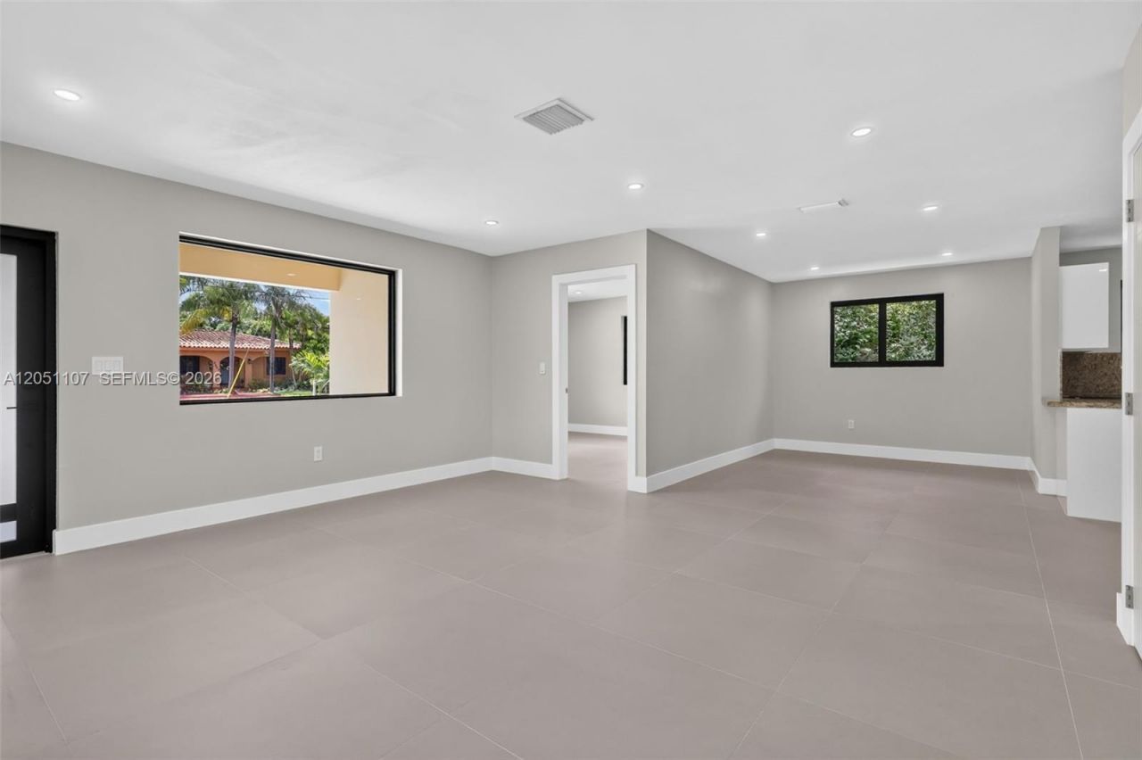 2216 SW 62nd Ave , Miami, FL 33155 Photo