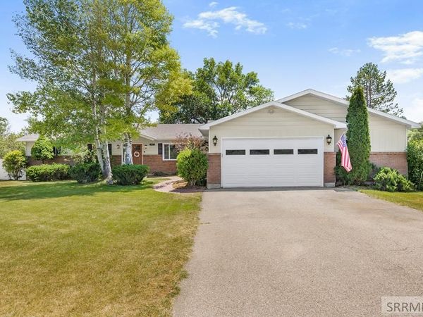 3974 E Wanda Street, AMMON, ID 83406