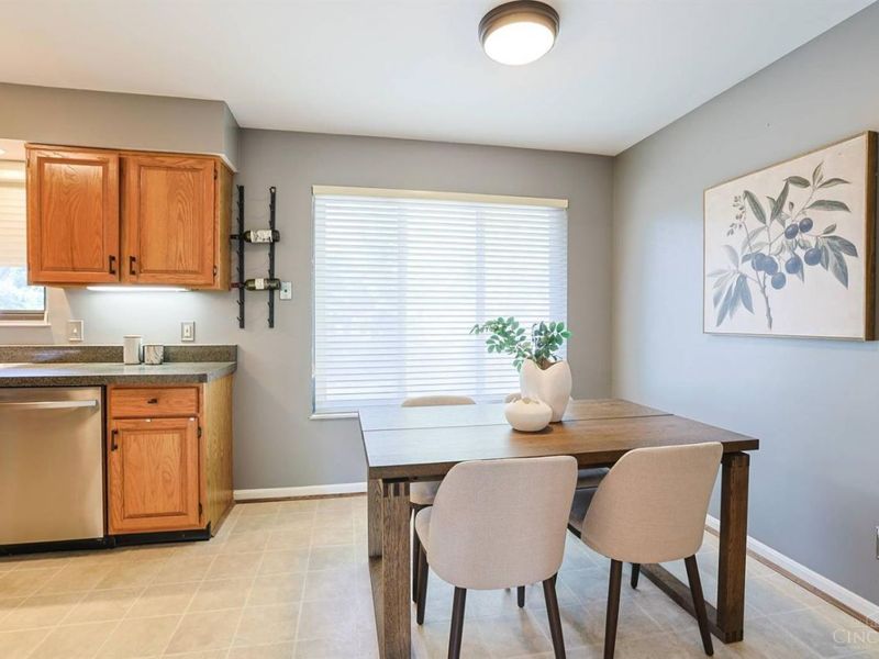 90 Carpenters Ridge, Blue Ash, OH 45241 Photo 12