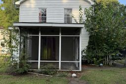 1019 Plantation Court photo 4