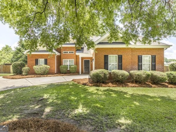 219 Knights Bridge, Warner Robins, GA 31093