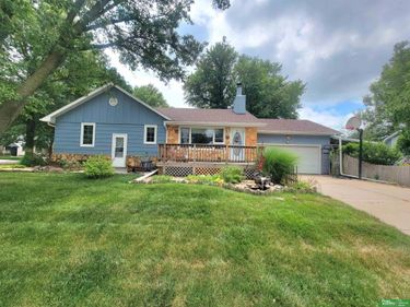 1331 N Kiplinger Avenue, York, NE 68467