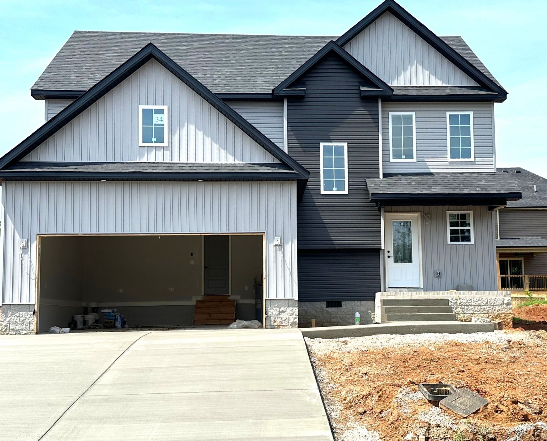 34 Garrettsburg Meadows, Clarksville, TN 37042 Main Photo