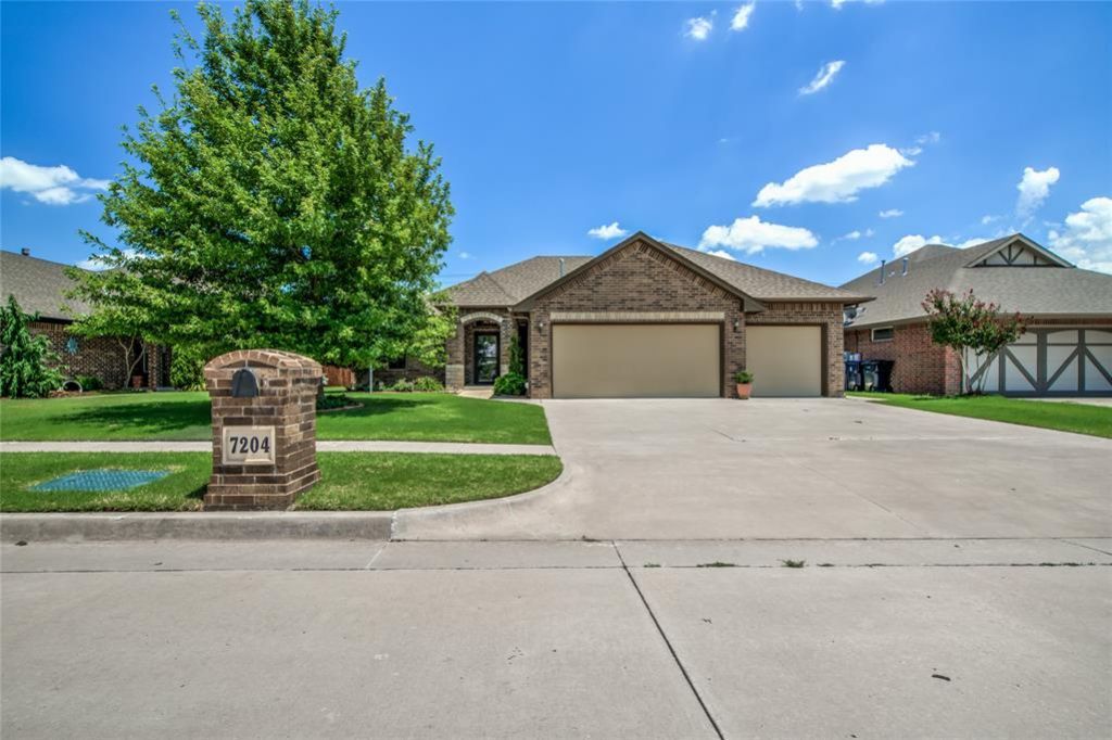 7204 Stinchcomb Drive, Oklahoma City, OK 73132 Main Photo