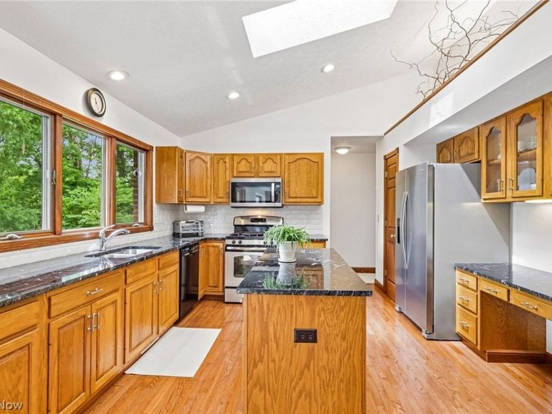 8449 Settlers Passage, Brecksville, OH 44141 Photo 18