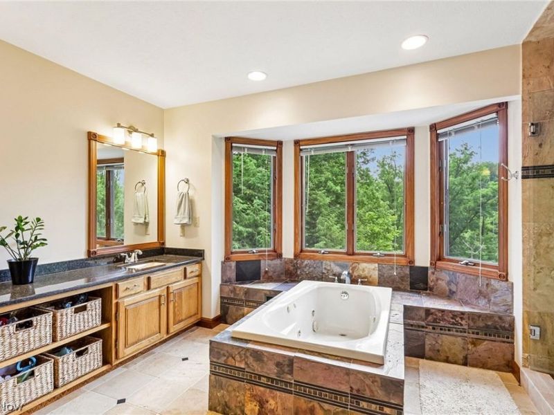 8449 Settlers Passage, Brecksville, OH 44141 Photo 33