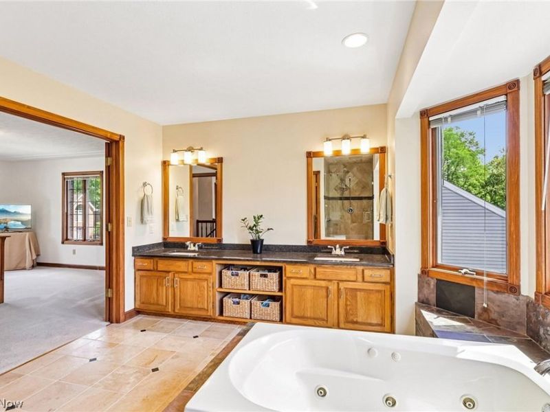8449 Settlers Passage, Brecksville, OH 44141 Photo 36