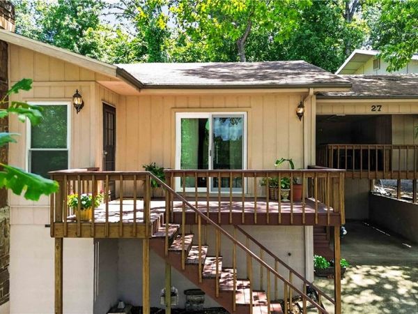27 Wimbledon Way, Bella Vista, AR 72715