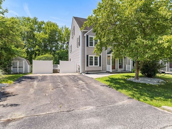 6 Michelle Ln, Unit 6, Blackstone, MA 01504