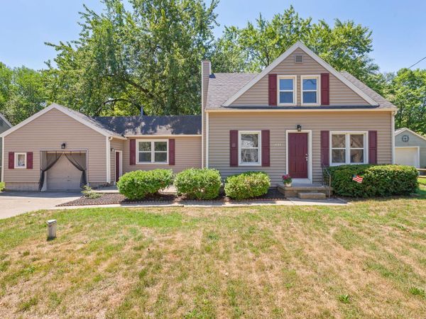 1055 Loren Road, Adrian, MI 49221