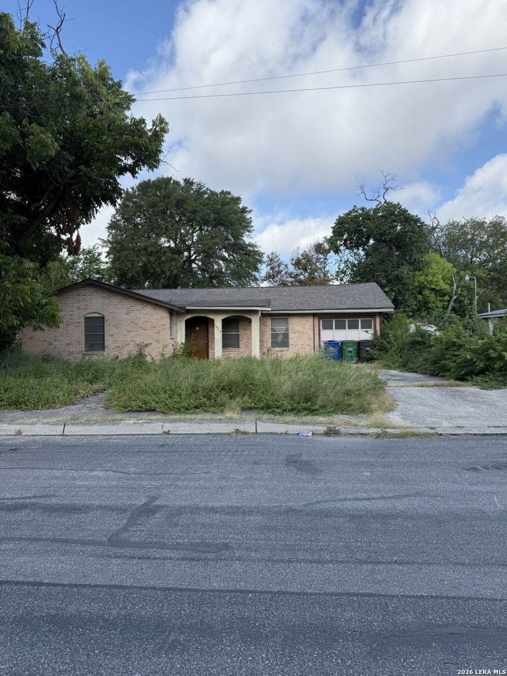 1625 N Olive, San Antonio, TX 78208 Main Photo