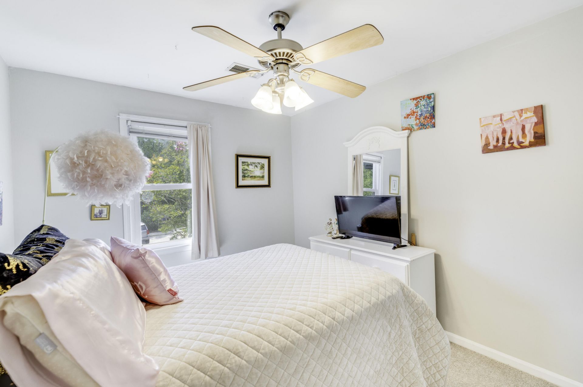 677 Buckhall Court Photo 27