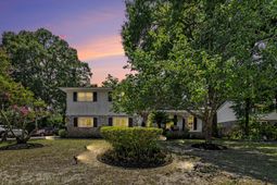 649 Pelzer Drive photo 4