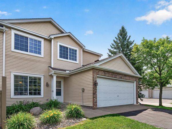 11208 Providence Lane, Eden Prairie, MN 55344