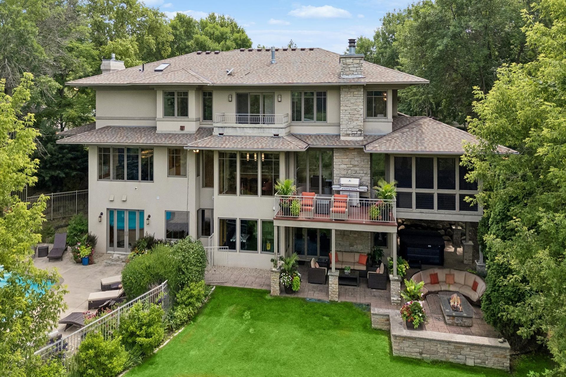 11566 Cedar Pass, Minnetonka, MN 55305