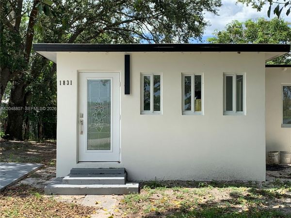 1831 Wilmington St , Opa-Locka, FL 33054