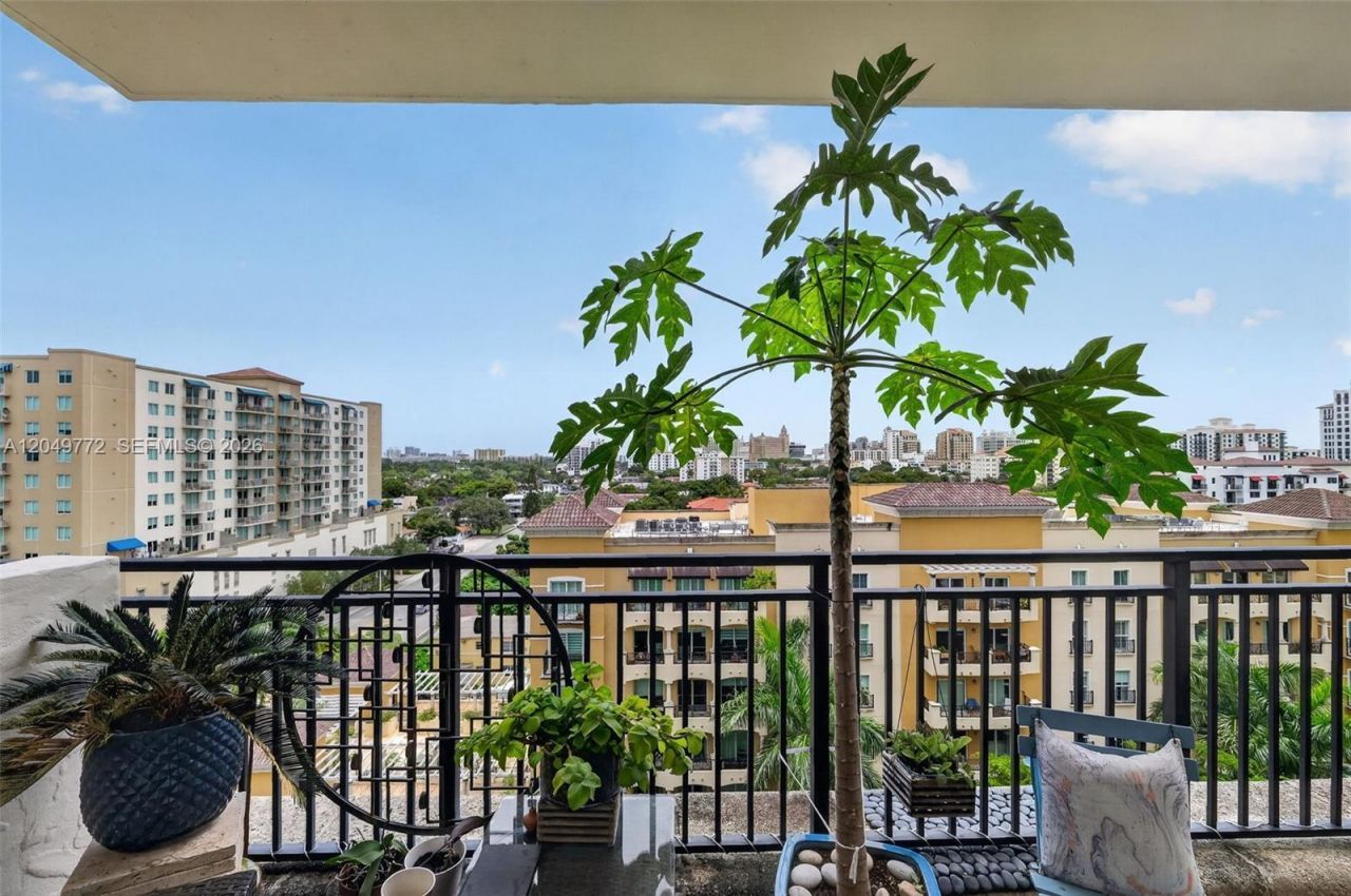 888 Douglas , Unit 806, Coral Gables, FL 33134 Photo