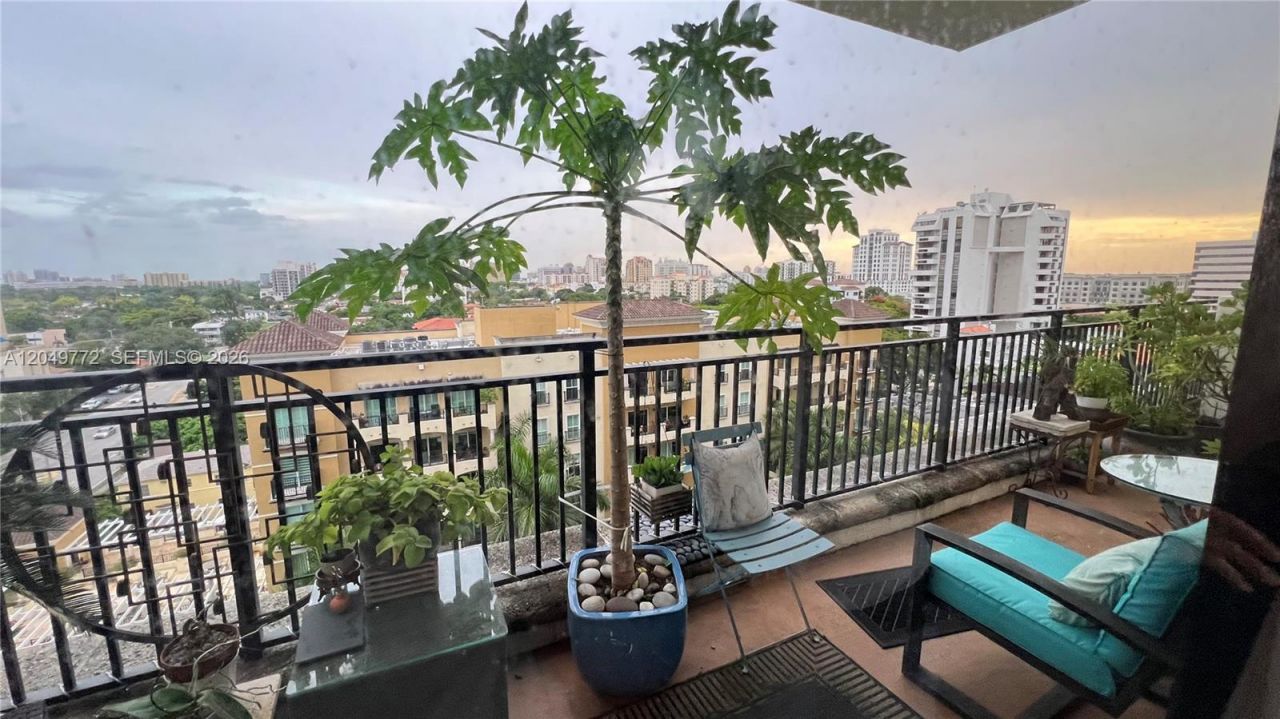 888 Douglas , Unit 806, Coral Gables, FL 33134 Photo