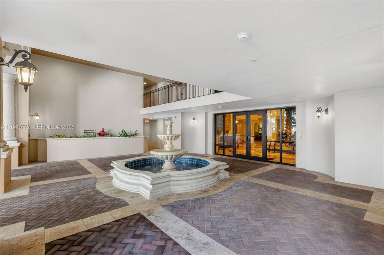 888 Douglas , Unit 806, Coral Gables, FL 33134 Photo