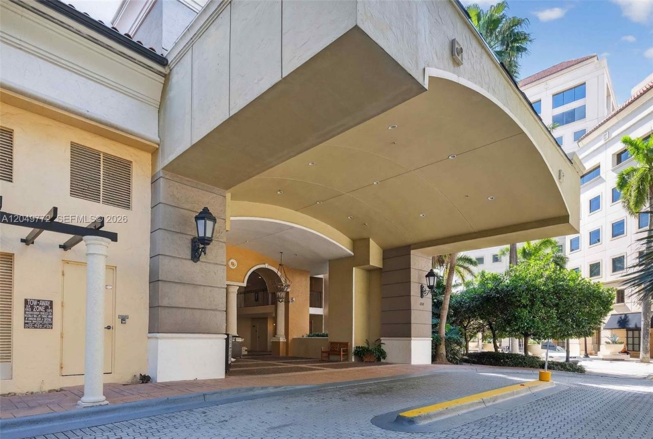 888 Douglas , Unit 806, Coral Gables, FL 33134 Photo