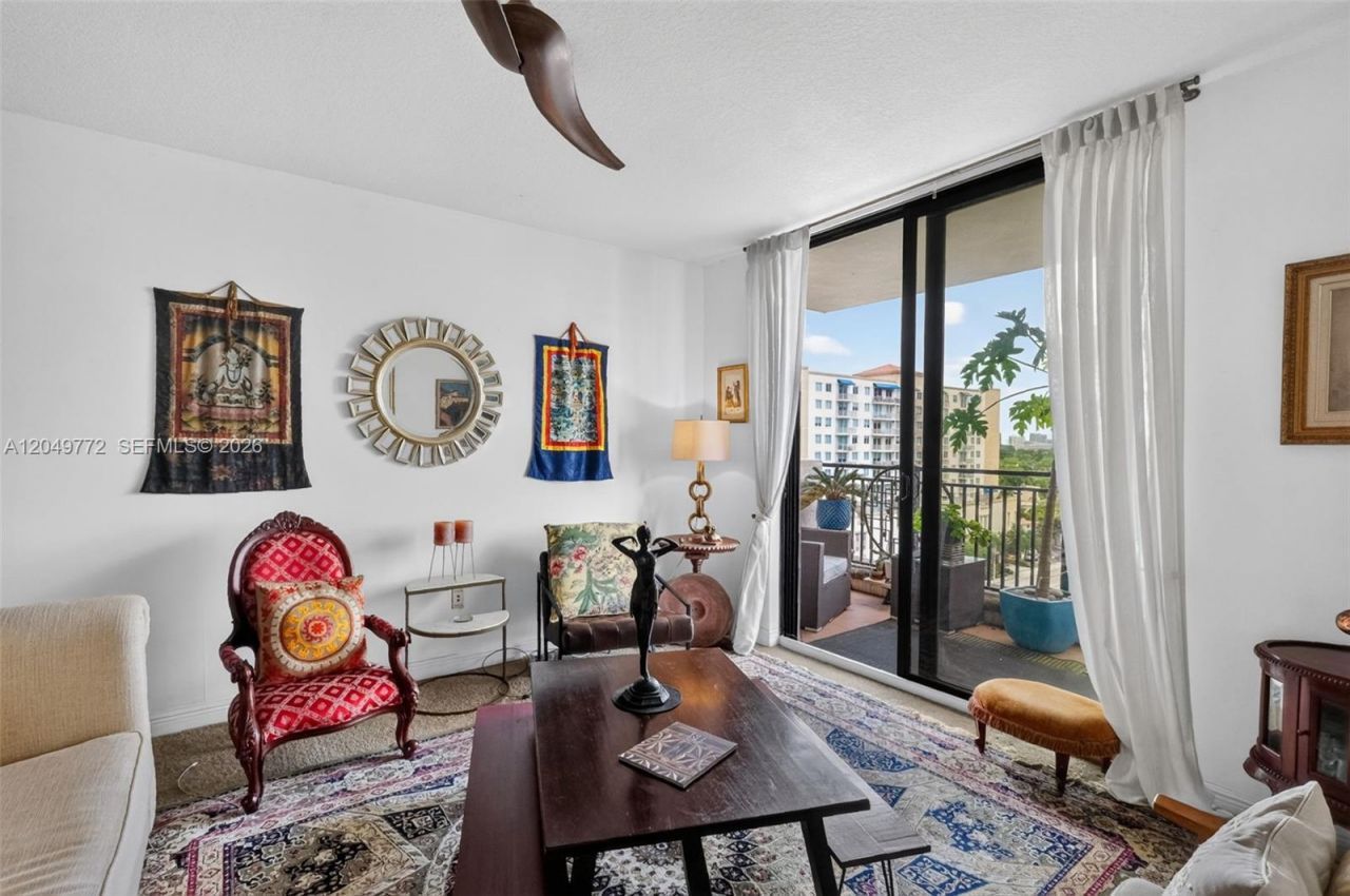 888 Douglas , Unit 806, Coral Gables, FL 33134 Photo