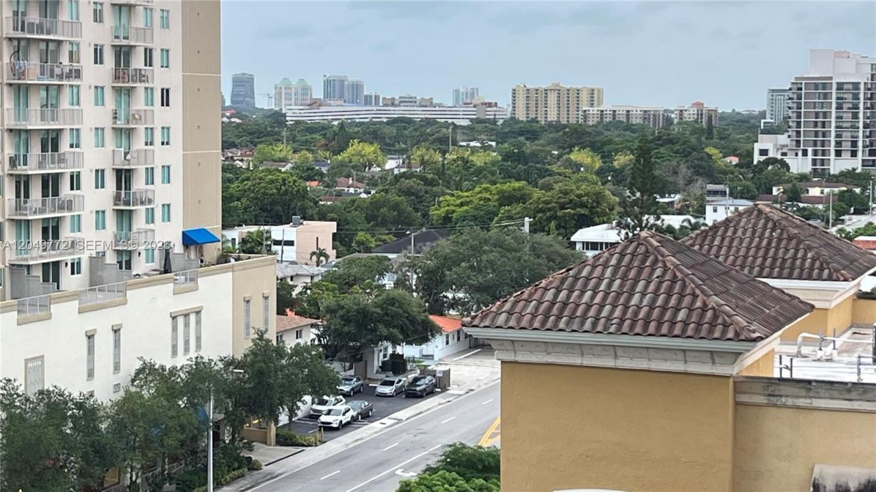 888 Douglas , Unit 806, Coral Gables, FL 33134 Photo