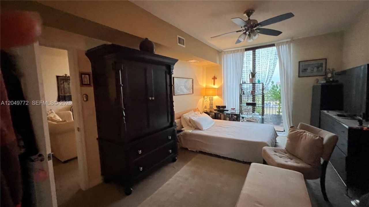 888 Douglas , Unit 806, Coral Gables, FL 33134 Photo