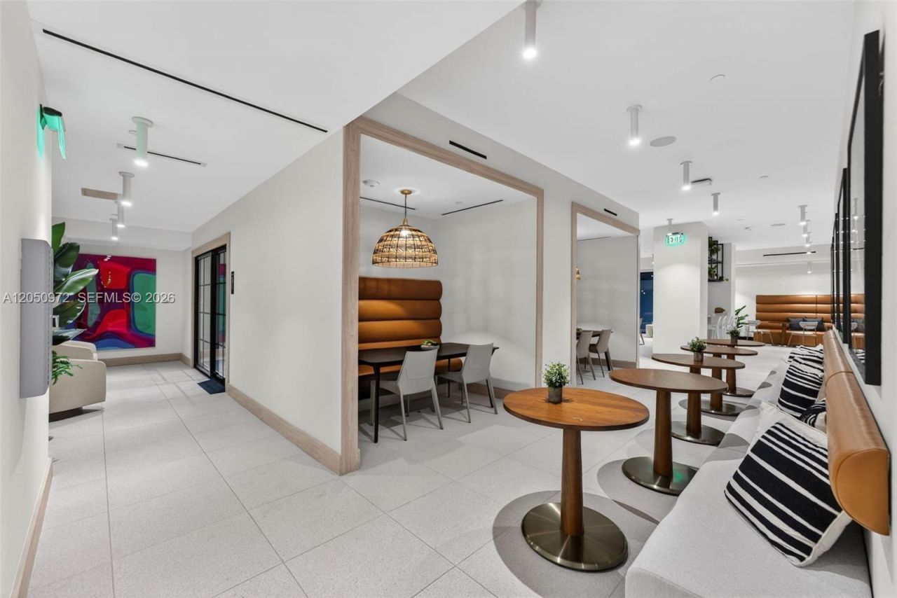 225 N Miami Ave , Unit 308, Miami, FL 33128 Photo