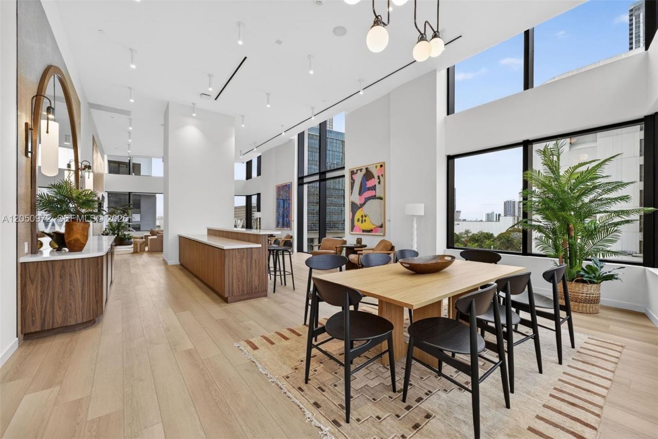 225 N Miami Ave , Unit 308, Miami, FL 33128 Photo