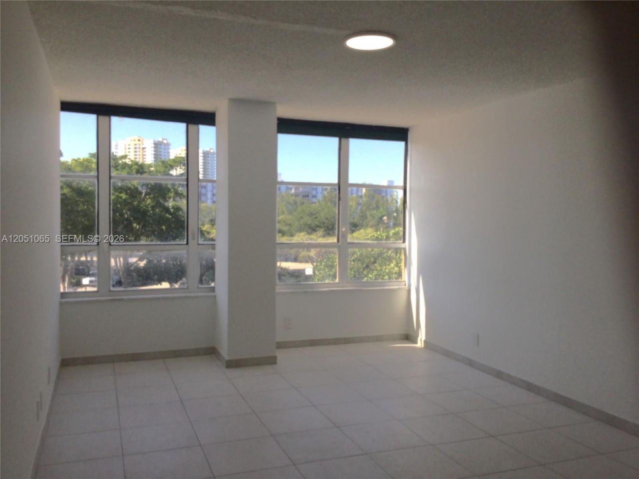 500 Three Islands Blvd , Unit M16, Hallandale Beach, FL 33009 Photo