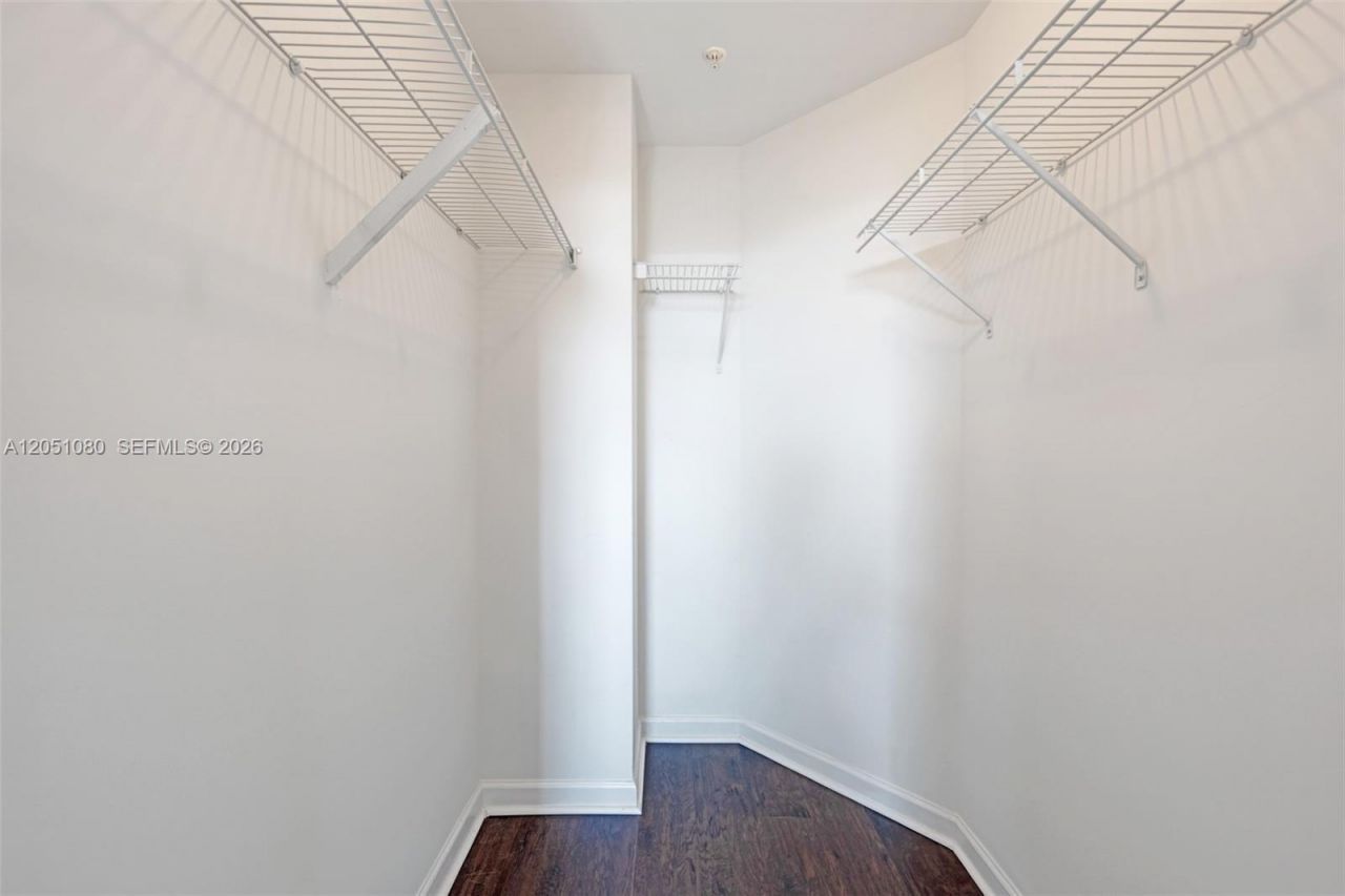 7910 Harbor Island Dr, Unit 402, North Bay Village, FL 33141 Photo