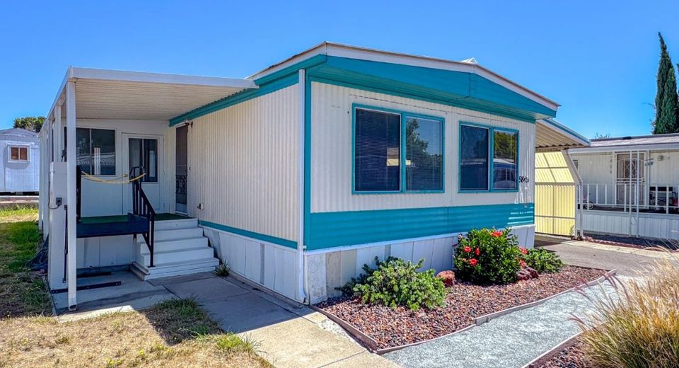5845 Hobbs Ln, Sacramento, CA 95842 Photo