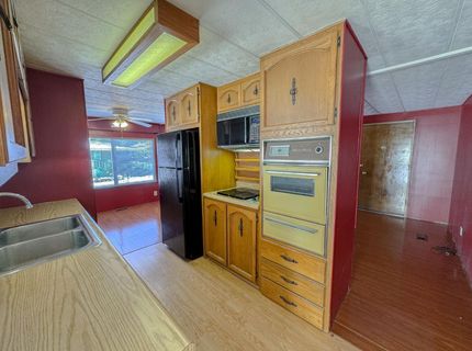 5845 Hobbs Ln, Sacramento, CA 95842 Photo