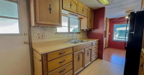 5845 Hobbs Ln, Sacramento, CA 95842 Photo