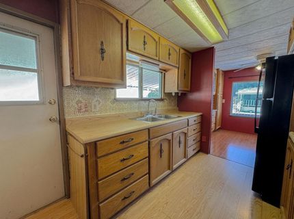 5845 Hobbs Ln, Sacramento, CA 95842 Photo