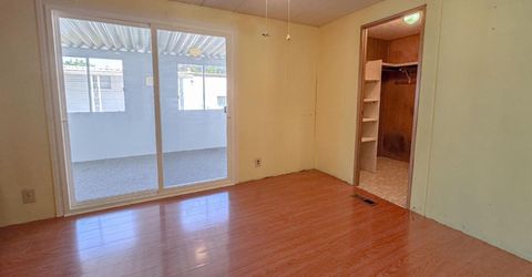 5845 Hobbs Ln, Sacramento, CA 95842 Photo