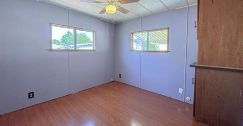 5845 Hobbs Ln, Sacramento, CA 95842 Photo