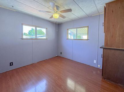 5845 Hobbs Ln, Sacramento, CA 95842 Photo