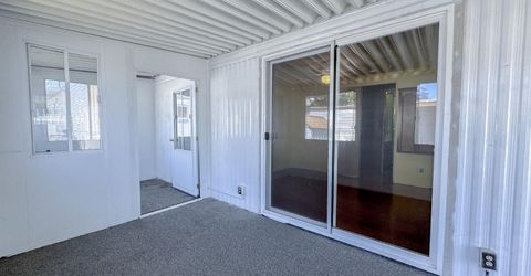 5845 Hobbs Ln, Sacramento, CA 95842 Photo