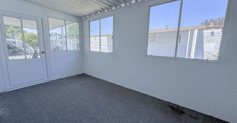 5845 Hobbs Ln, Sacramento, CA 95842 Photo