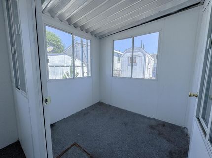 5845 Hobbs Ln, Sacramento, CA 95842 Photo