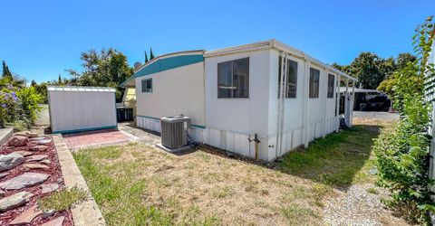 5845 Hobbs Ln, Sacramento, CA 95842 Photo