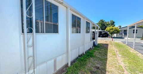 5845 Hobbs Ln, Sacramento, CA 95842 Photo