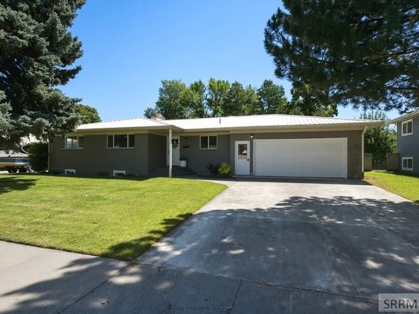 2041 Monticello Drive, IDAHO FALLS, ID 83404