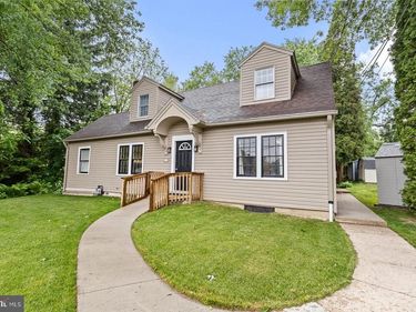 20 CLAYTON AVENUE, LANCASTER, PA 17602