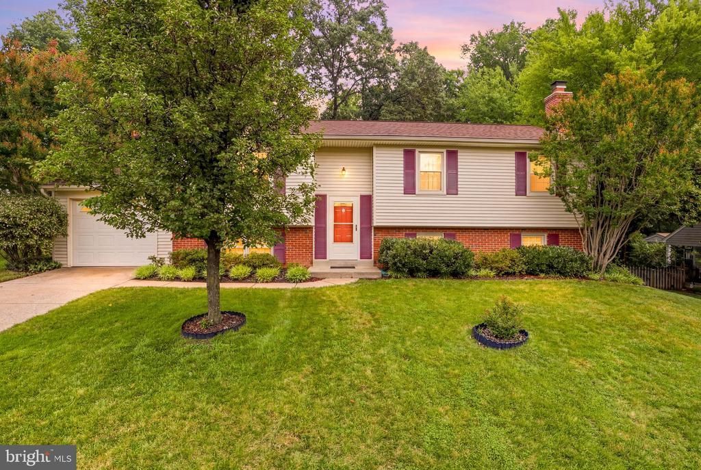4311 Still Meadow Road, Fairfax, VA 22032 Main Photo