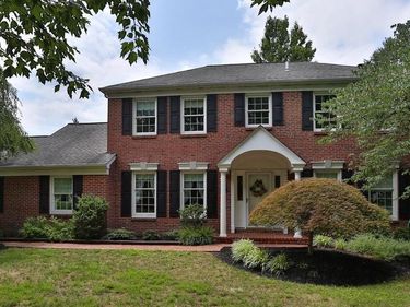 13 BEDFORD LANE, NEWTOWN, PA 18940