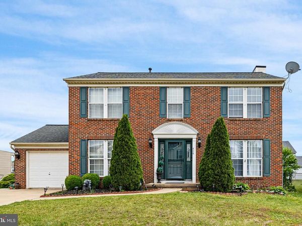 805 CORNSTALK DRIVE, NEW CASTLE, DE 19720