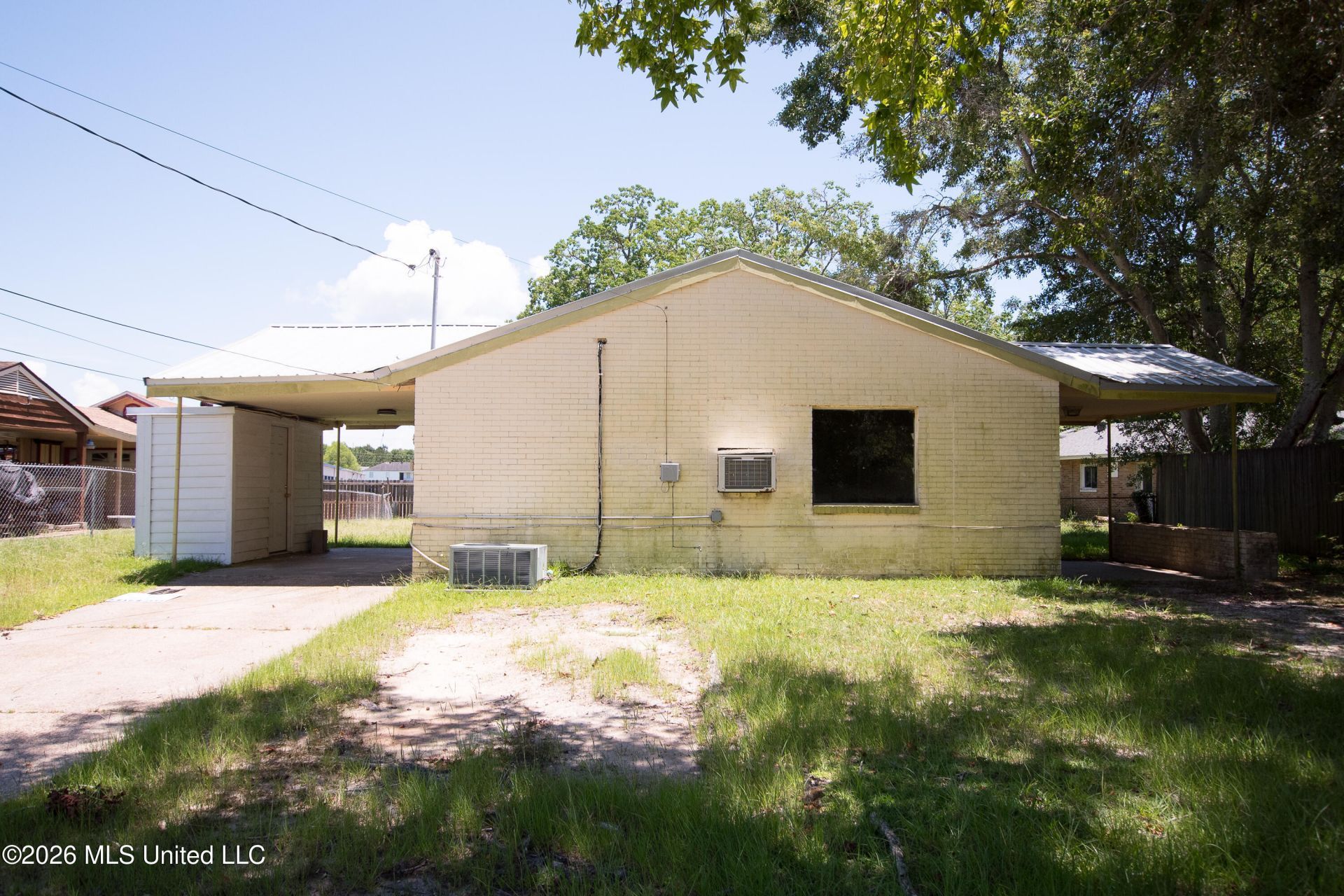 3106 Wesley Street, Pascagoula, MS 39567 Main Photo